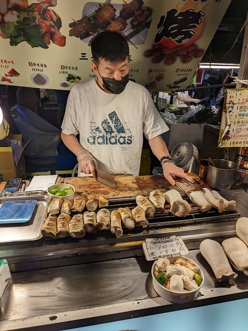 Raohe Street Night Market