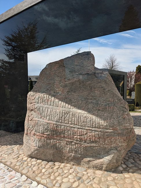 Jelling Stone