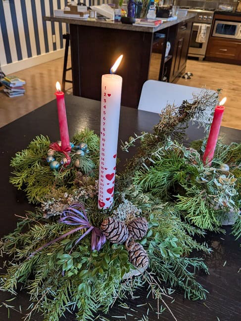 Candle to countdown to Christmas
